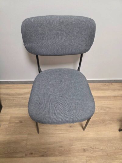 680c92820437feeb0e4a9f05c88305f1|  Krzesło nowoczesne Uno ciemno-szare powystawowe | krzeslaonline.pl